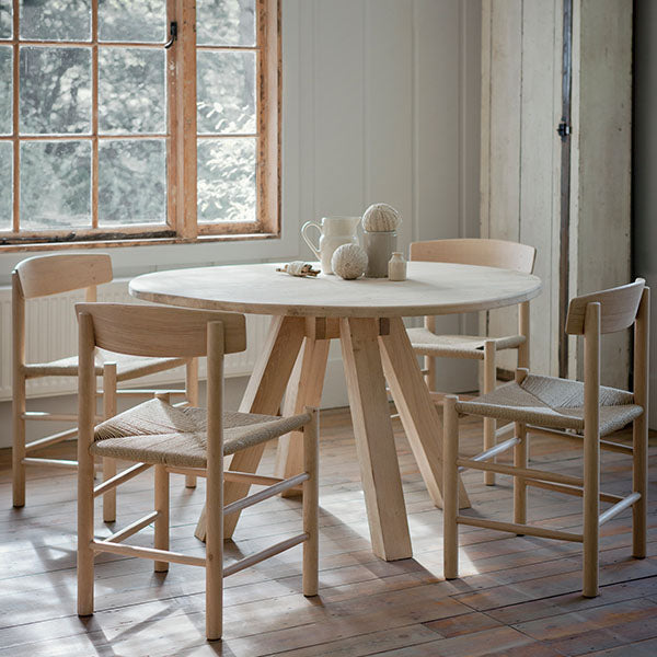 Hambledon Round Oak Dining Table