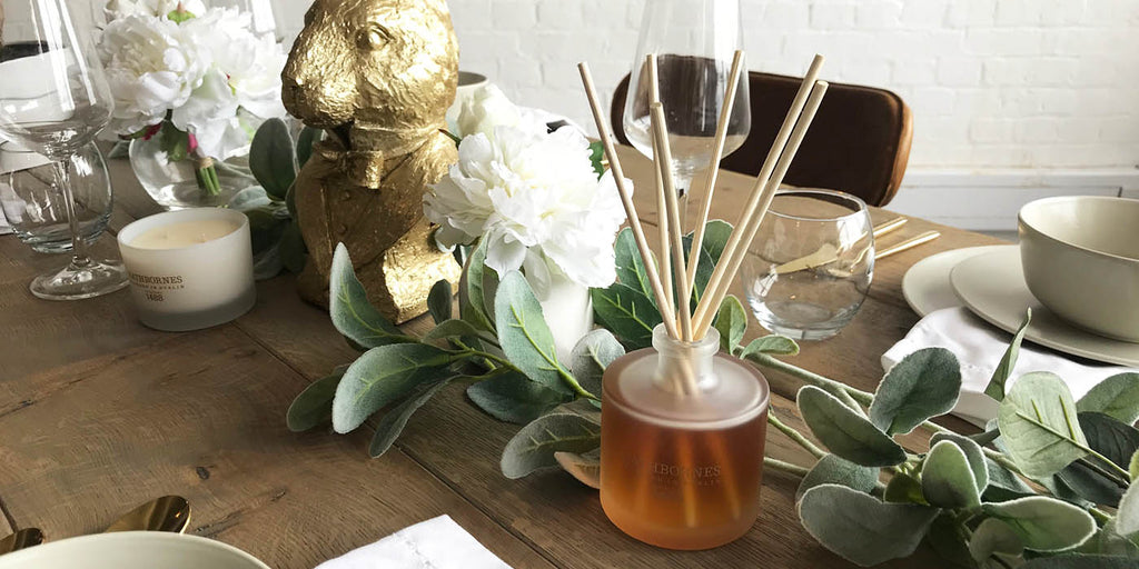 Rathbornes White Pepper and Honeysuckle Reed Diffuser on Oak Table