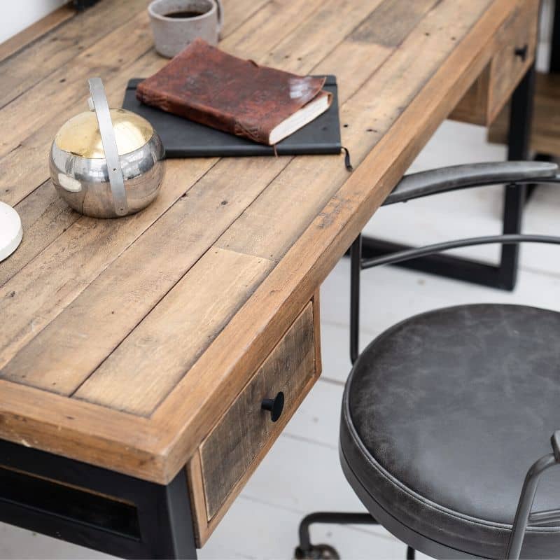 Standford_Reclaimed_Wood_Desk_5_33a7da1f-1aca-4943-9ee1-123d76cc7d16