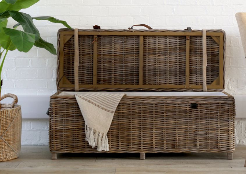 rattan storage bench lid open