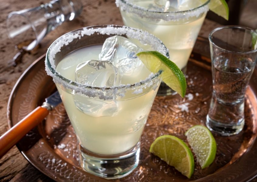 margarita cocktail for how to plan the perfect new year's eve dinner party blog